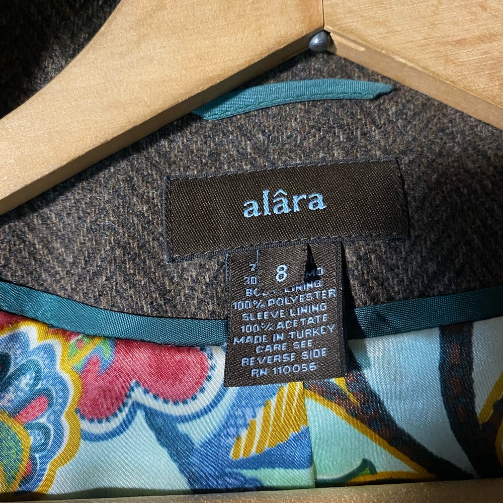 Blazer by Alara (8) - Picture 10 of 10